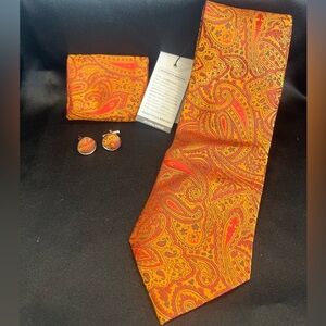 Paisley Tie Set in Red and Orange-NWT-